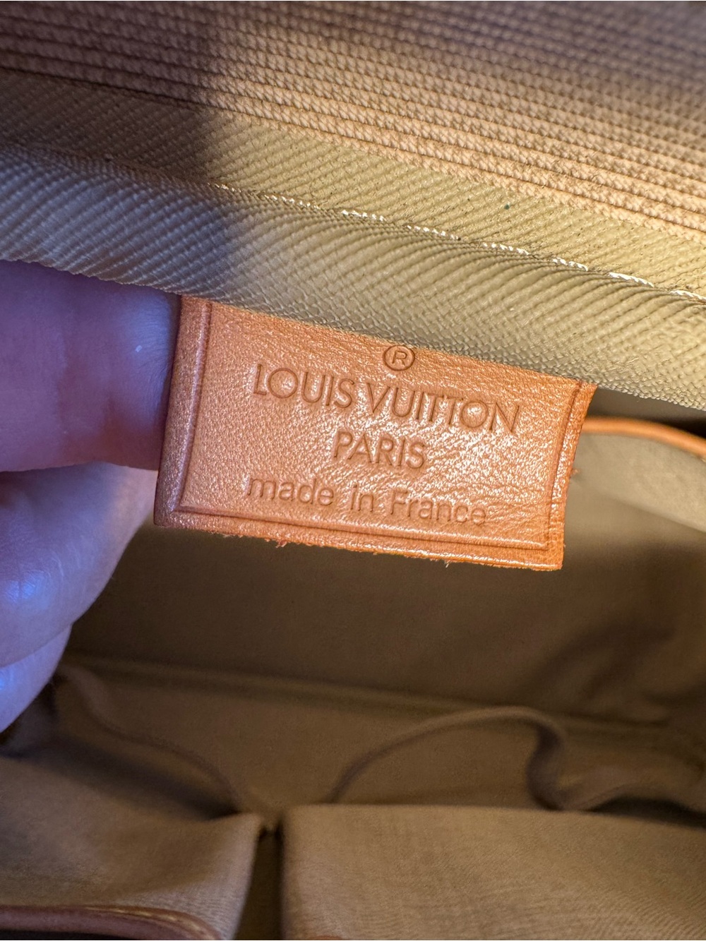 Louis Vuitton Vintage Deauville Monogram Bag with COA - Picture 12 of 16